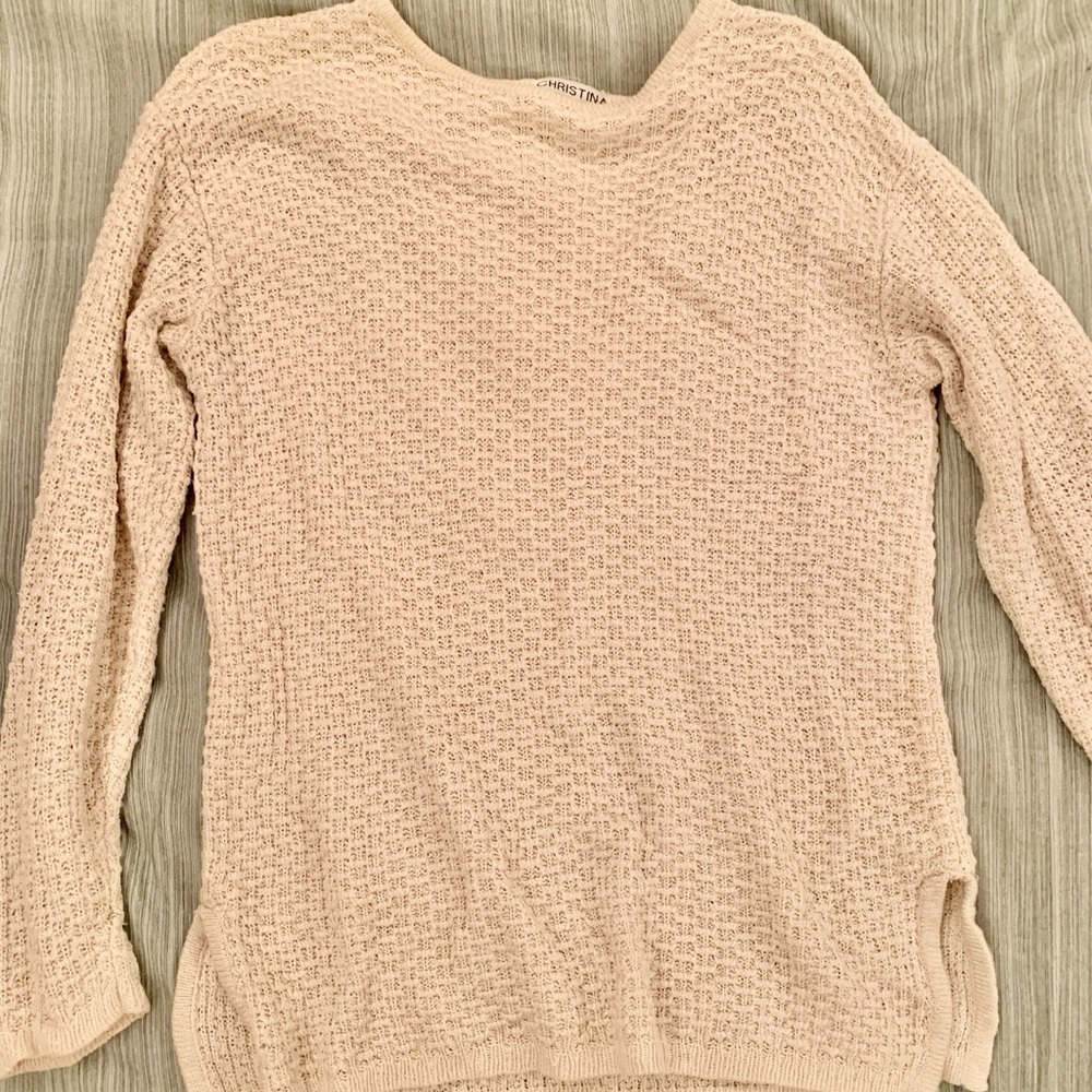 White/cream pullover sweater